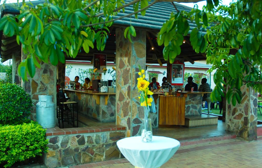 The George Hotel Manzini Exterior foto